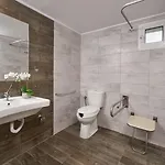 Filippos 3*