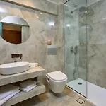 Filippos Hotel 3*