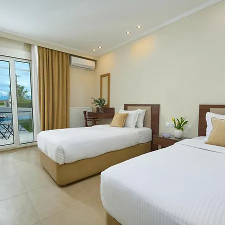 Filippos Hotel 3*