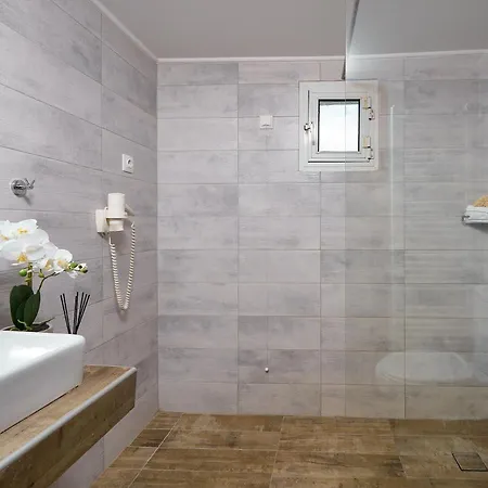 Hotel Filippos 3*