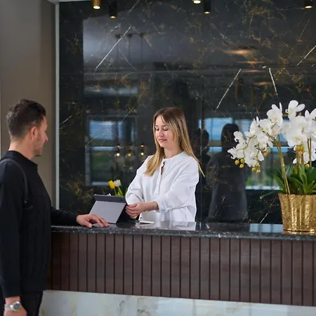 Filippos Hotel 3*