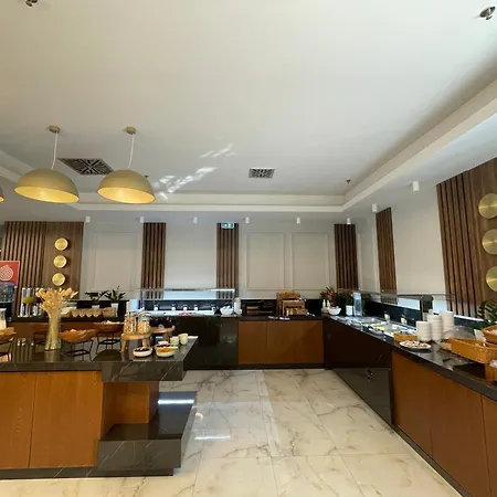 Filippos מלון חלקידונה