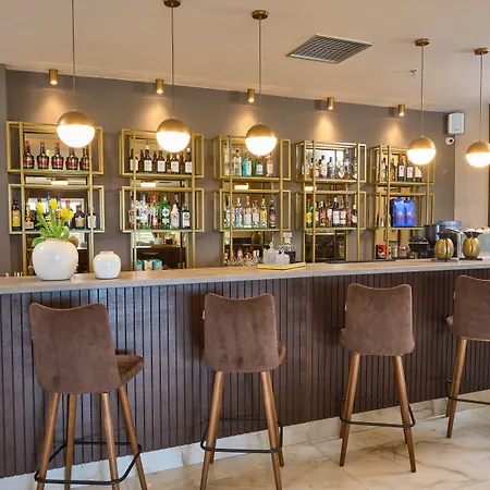 Hotel Filippos Chalkidona