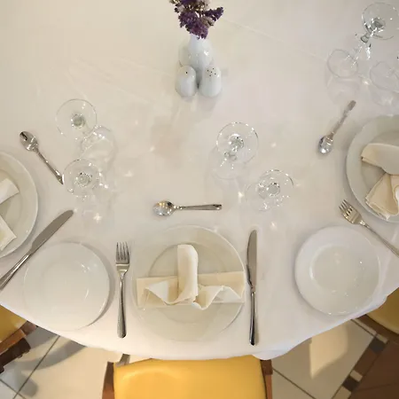 Hotel Filippos Chalkidona