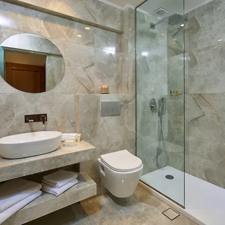 Filippos Hotel 3*