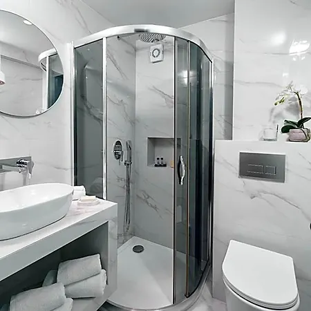 Filippos Hotel 3*