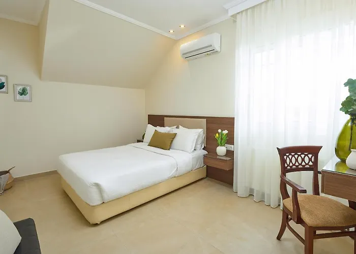 Hotel Filippos Chalkidona