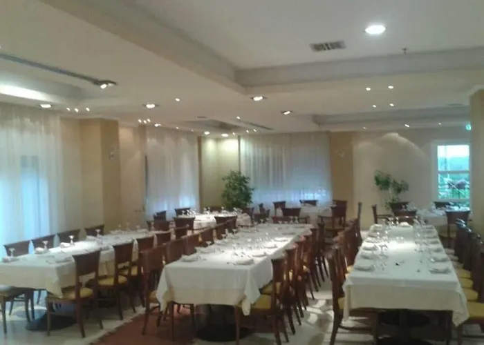 Filippos 3* Halkidóna